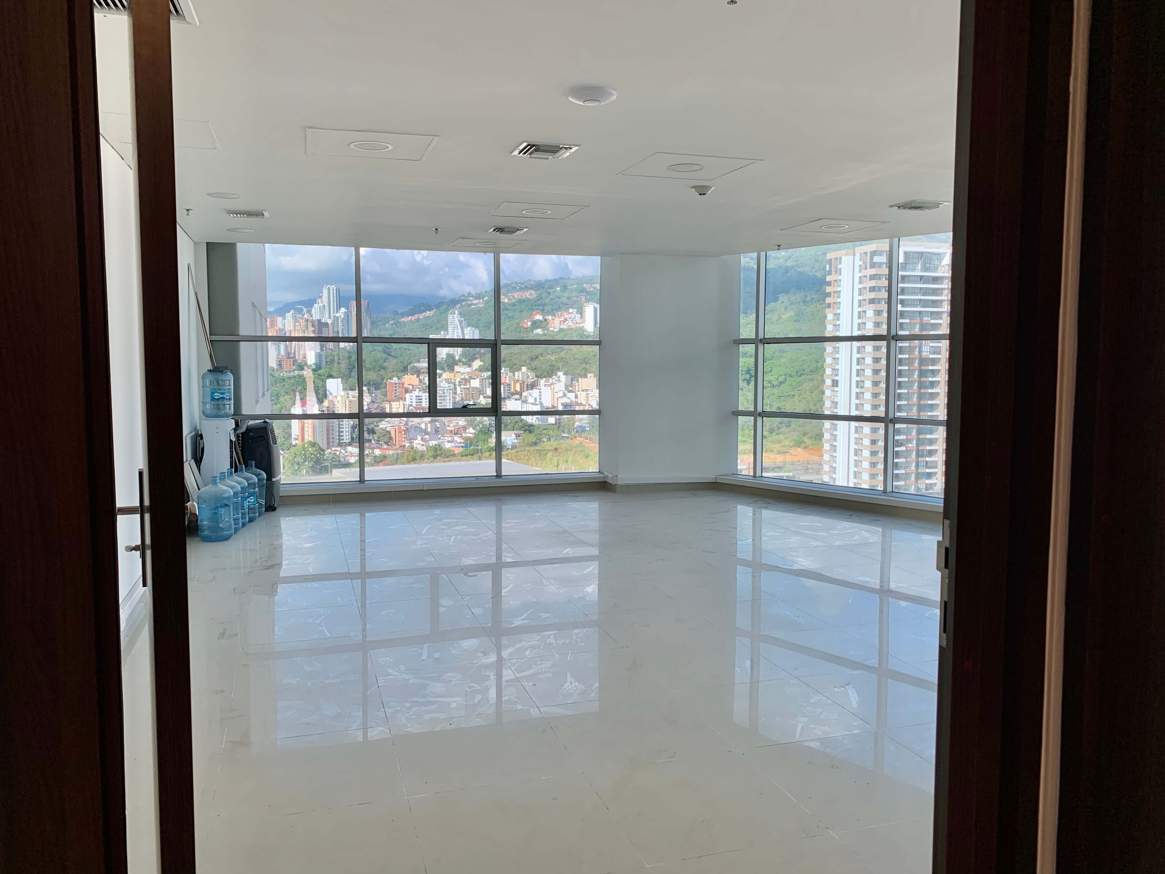 Venta Oficina Centro Empresarial Cacique